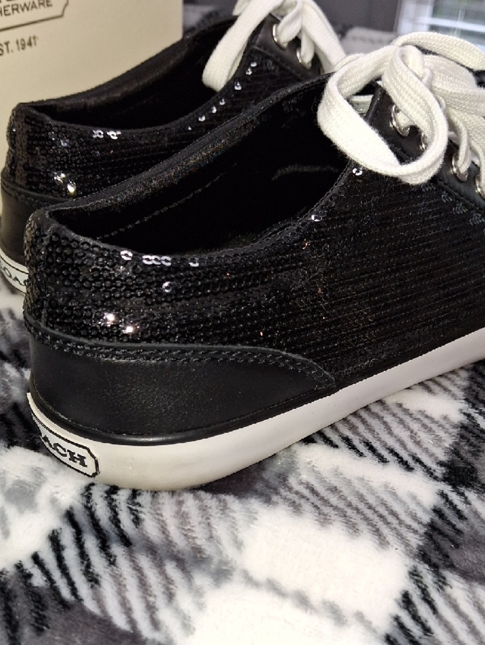 Vintage Coach Black and White Low-Top Sequin Sneakers - Picture 6 of 17